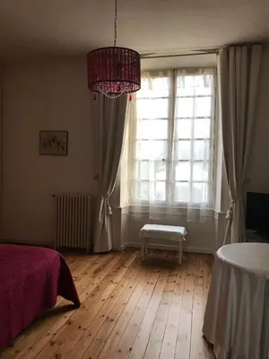 Un ou plusieurs lits dans un hébergement de l'établissement Demeure de Beaulieu