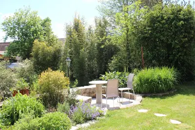Jardin de l'établissement Chambres d'hôtes de la Forge