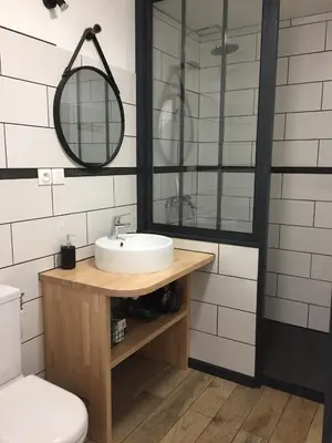 Salle de bains dans l'établissement le gite de Jules