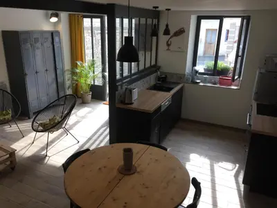 Cuisine ou kitchenette dans l'établissement le gite de Jules