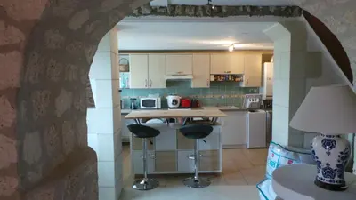 Cuisine ou kitchenette dans l'établissement maison troglodyte