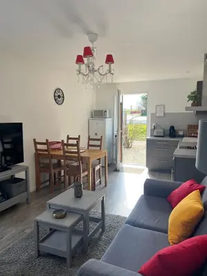 Coin salon dans l'établissement Le Hameau du Peu