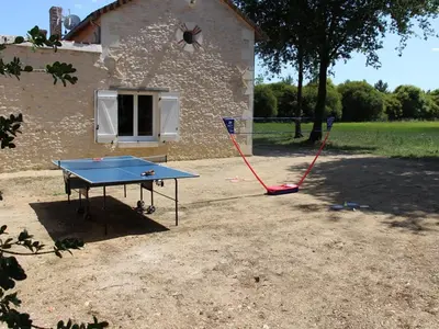 Aire de jeux pour enfants de l'établissement Maison de Vigneron Restaurée avec Jardin Clos, Équipement Complet, au Cœur d'une Forêt - FR-1-381-218