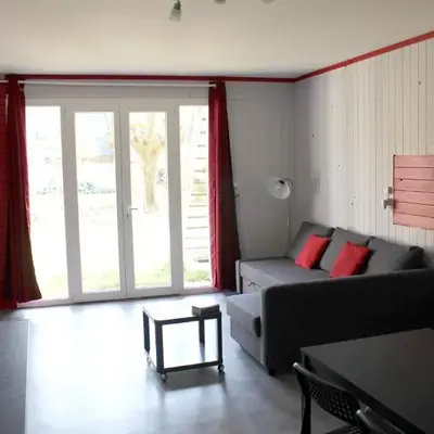 Maison charmante à Saint-Patrice avec jardin privé