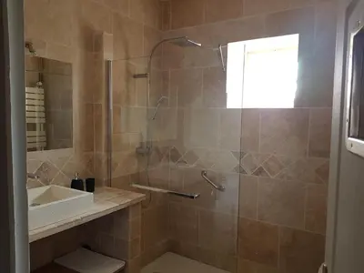 Salle de bains dans l'établissement La Chancellerie