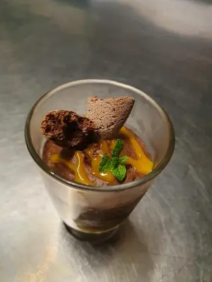 Nourriture dans l'hôtel ou à proximité