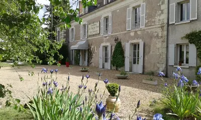 Jardin de l'établissement Hostellerie le Clos du Cher