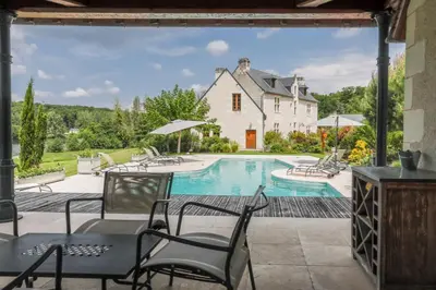 Piscine de l'établissement La Caillère ou située à proximité