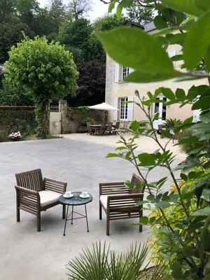 Jardin de l'établissement Chambre Troglodytique Villa Marie Louise