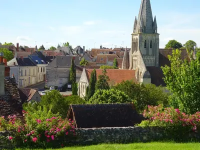 Vue générale sur Ferrière-Larçon ou vue de la ville depuis la maison de vacances