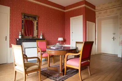 Coin salon dans l'établissement Château de Piolant