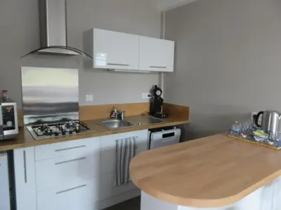 Cuisine ou kitchenette dans l'établissement Le gîte de Ballage