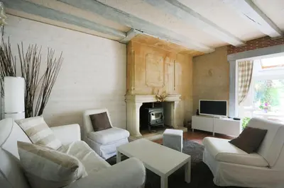 Coin salon dans l'établissement Elegant and spacious T2 #Tours #Halles #Courprivée