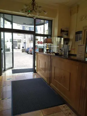 Cuisine ou kitchenette dans l'établissement Best Western Central Hotel