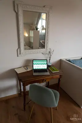 Télévision ou salle de divertissement dans l'établissement Les Beaux Jours, Tours