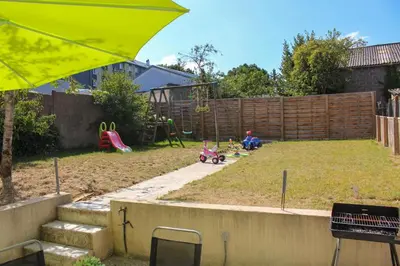 Jardin de l'établissement Appartement avec Terrasse