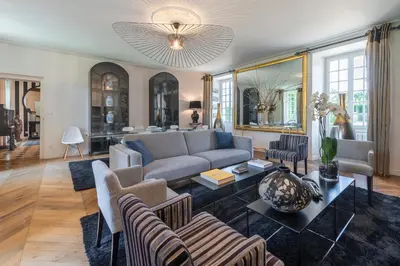 Coin salon dans l'établissement Château de la Ronde