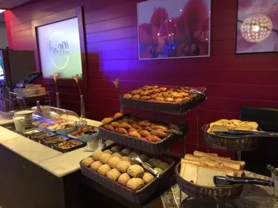Nourriture dans l'hôtel ou à proximité