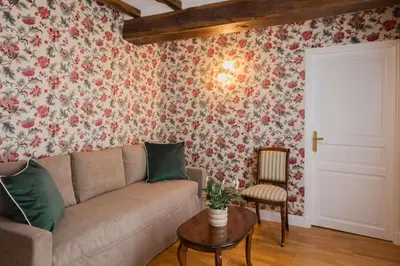 Coin salon dans l'établissement Best Western Hôtel De France