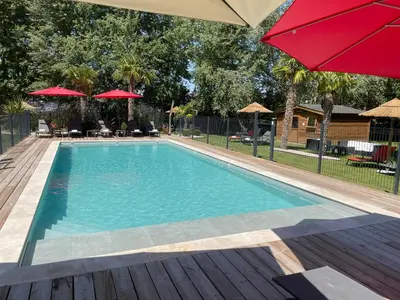 Piscine de l'établissement Hotel Restaurant Du Parc Saumur Logis Elégance ou située à proximité