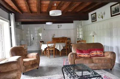 Coin salon dans l'établissement Le Clos du Petit Dannezy