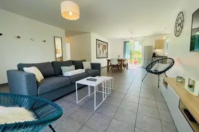 Coin salon dans l'établissement New house in the heart of a hamlet near Amboise and Chenonceaux