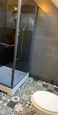 Salle de bains dans l'établissement chambre proche du circuit des 24h