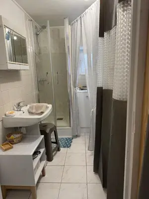 Salle de bains dans l'établissement La Costonnerie