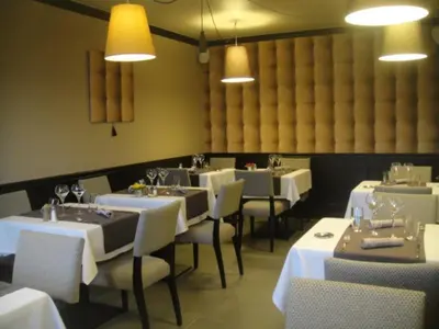 Restaurant ou autre lieu de restauration dans l'établissement Logis Hôtel Saint Paul