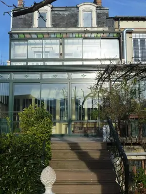 Jardin de l'établissement Libération-Maison d'hotes