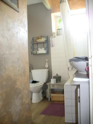 Salle de bains dans l'établissement La Mesnagerie