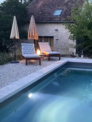Piscine de l'établissement Maison Saint Georges ou située à proximité