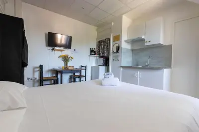 Cuisine ou kitchenette dans l'établissement Le Studio d'Isa