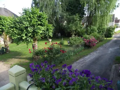 Jardin de l'établissement Chambre d'hôtes Le Vaujoint