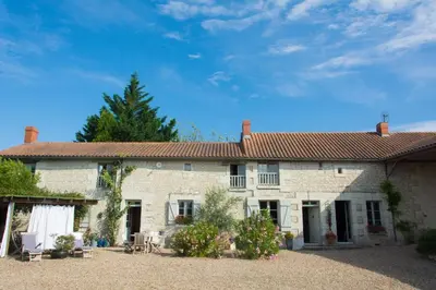 Jardin de l'établissement Le Clos des Fayes