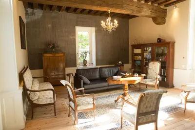 Coin salon dans l'établissement Le Clos des Péziers