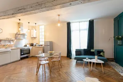 Cuisine ou kitchenette dans l'établissement LE CARPE DIEM