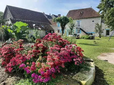 Jardin de l'établissement Le Moulin Bleu