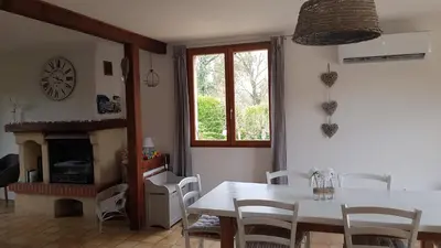Coin salon dans l'établissement Le Cottage de Maé