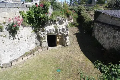 Plan de l'établissement Maisonnette climatisée avec parking privé
