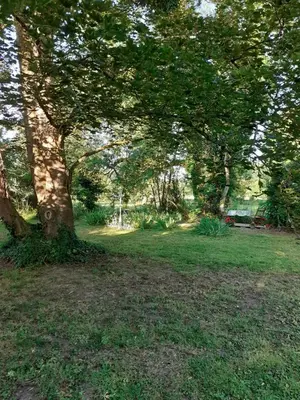 Jardin de l'établissement gîte 