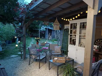 Jardin de l'établissement Gîte la comète