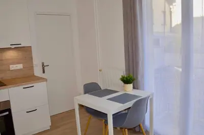 Cuisine ou kitchenette dans l'établissement Dolmen Adrien 4