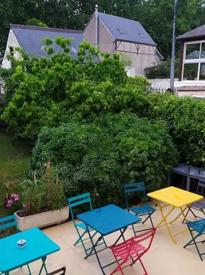 Jardin de l'établissement Le Huis Clos
