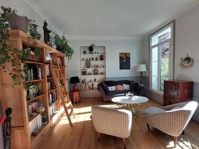 Coin salon dans l'établissement La Maucannière