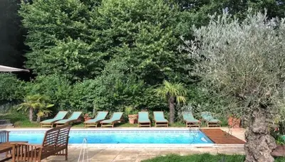 Piscine de l'établissement Maison Clairbois ou située à proximité