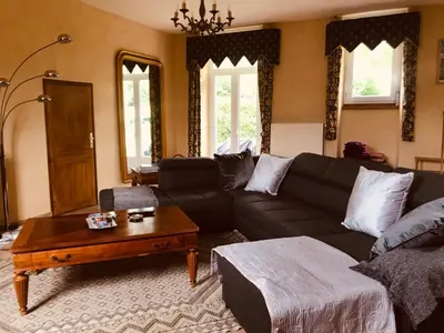 Coin salon dans l'établissement Loire Valley Cottages