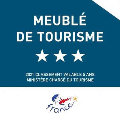 Certificat, récompense, panneau ou autre document affiché dans l'établissement 