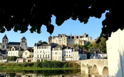 Vue générale sur Saint-Aignan ou vue de la ville depuis la maison de vacances