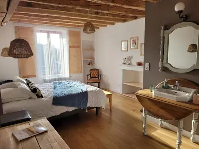 Coin salon dans l'établissement Bulle de campagne à Saint Benoit la Forêt